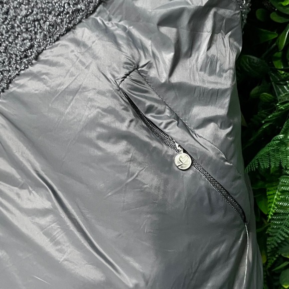 Daily Sports Born in Sweden Vest Women's Medium Gray Puffer‎ Jacket 3104 - Picture 13 of 14